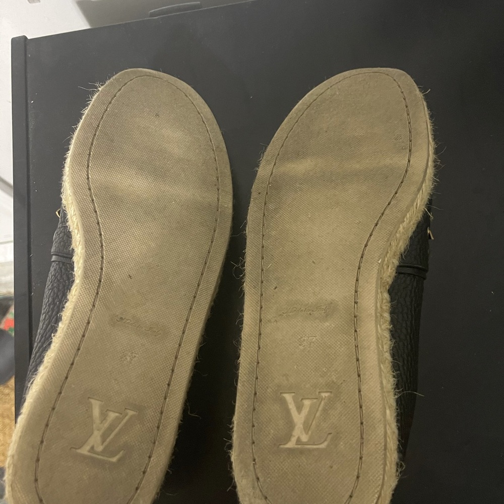 Louis Vuitton shoes - Picture 4 of 4